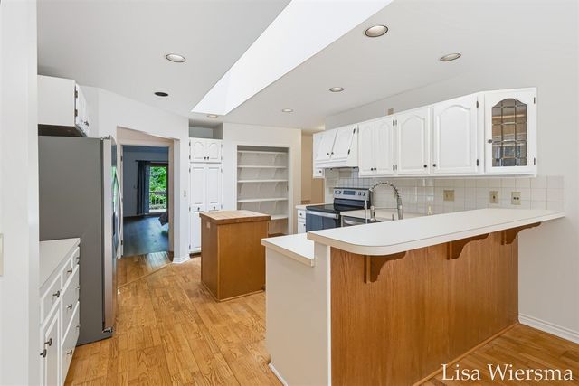 6572 Haines Lane, West Olive, MI 49460