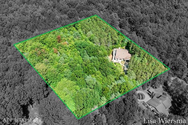6572 Haines Lane, West Olive, MI 49460