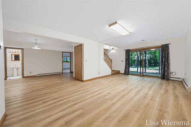 6572 Haines Lane, West Olive, MI 49460