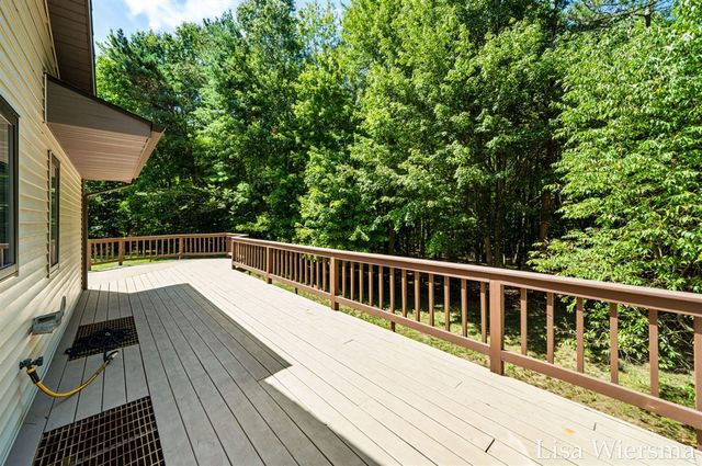 6572 Haines Lane, West Olive, MI 49460
