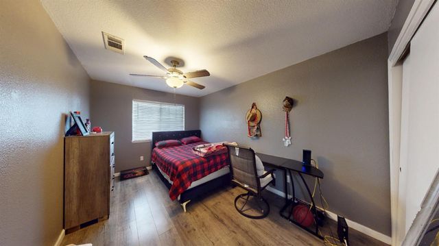 1617 Charlottesville Ln, Ceres, CA 95307