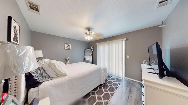 1617 Charlottesville Ln, Ceres, CA 95307