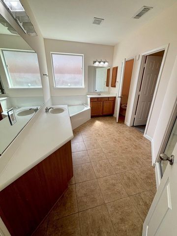 21207 Maybrook Manor Lane, Richmond, TX 77407