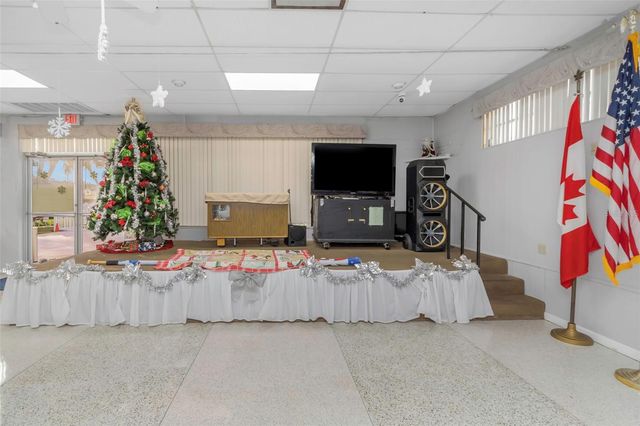 5246 81ST STREET N 24, St Petersburg, FL 33709