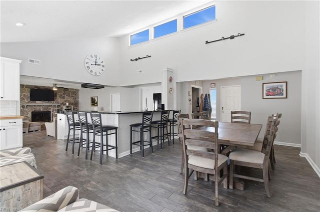 5341 Beaufain BLVD, Virginia Beach, VA 23464