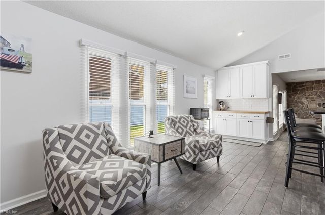 5341 Beaufain BLVD, Virginia Beach, VA 23464