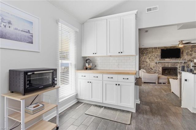 5341 Beaufain BLVD, Virginia Beach, VA 23464