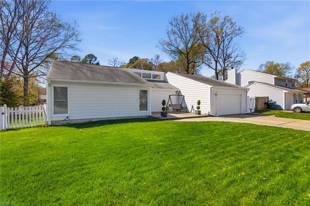 5341 Beaufain BLVD, Virginia Beach, VA 23464