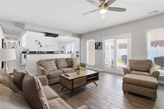 5341 Beaufain BLVD, Virginia Beach, VA 23464