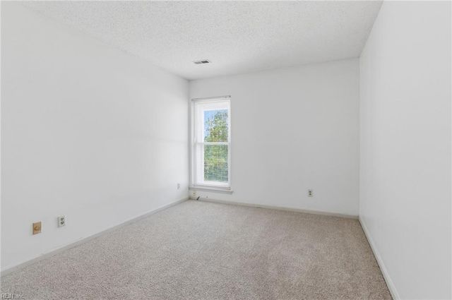 5341 Beaufain BLVD, Virginia Beach, VA 23464