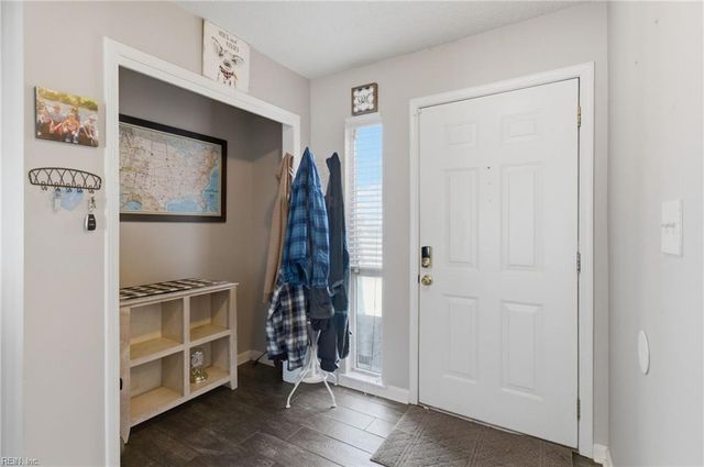 5341 Beaufain BLVD, Virginia Beach, VA 23464