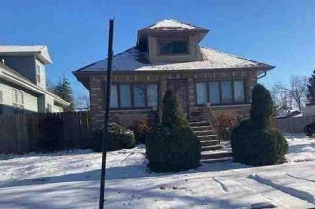 1909 S 20th Avenue, Maywood, IL 60153