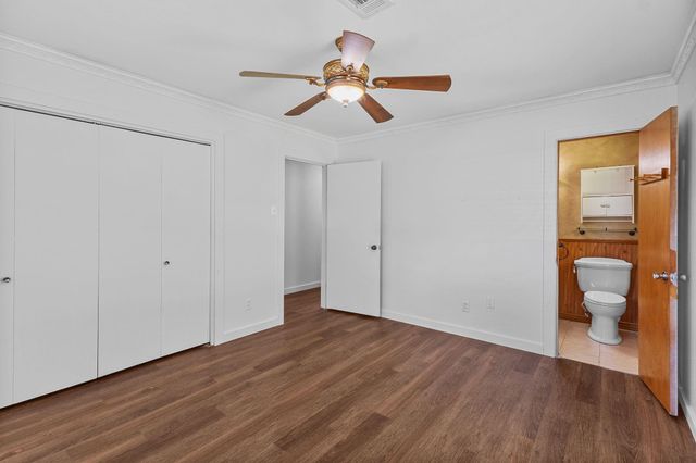 1464 N Lewis Drive, Orange, TX 77632