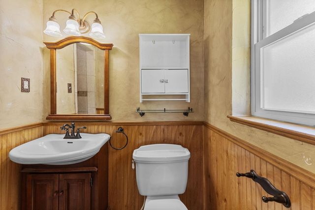 1464 N Lewis Drive, Orange, TX 77632