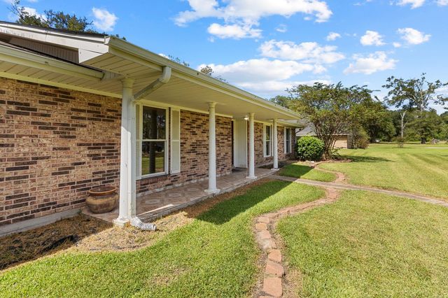 1464 N Lewis Drive, Orange, TX 77632