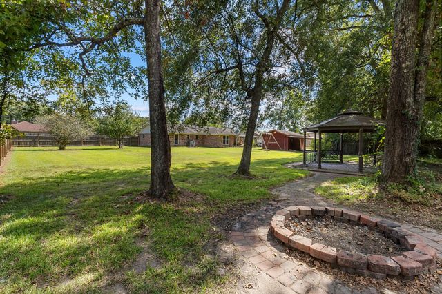 1464 N Lewis Drive, Orange, TX 77632