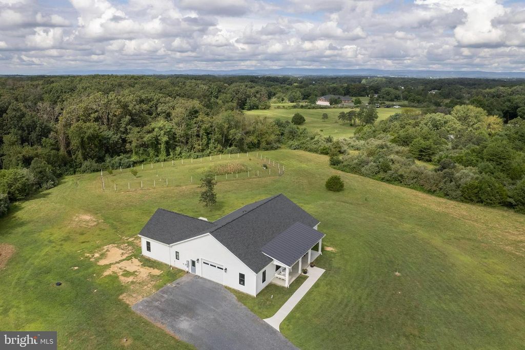3328 MILLWOOD PIKE, Winchester, VA 22602