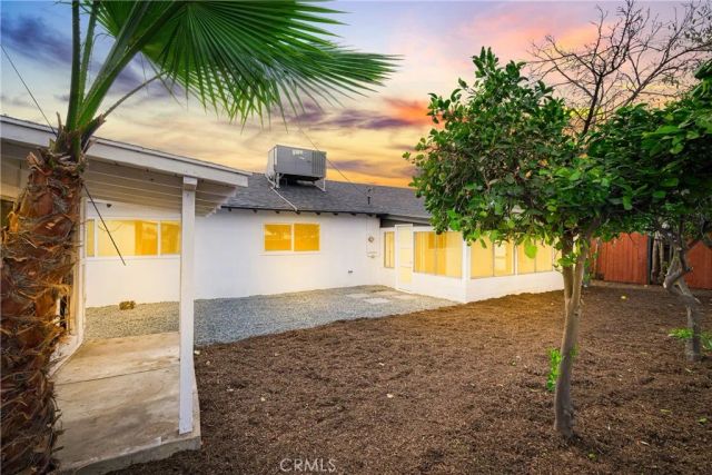 25556 Lomas Verdes, Loma Linda, CA 92354