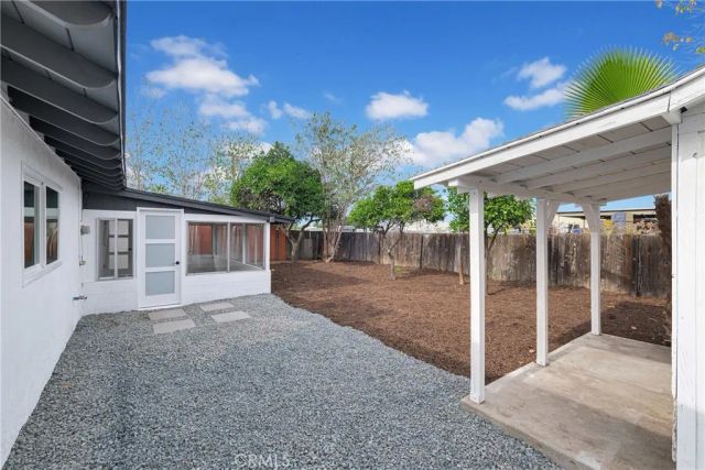 25556 Lomas Verdes, Loma Linda, CA 92354