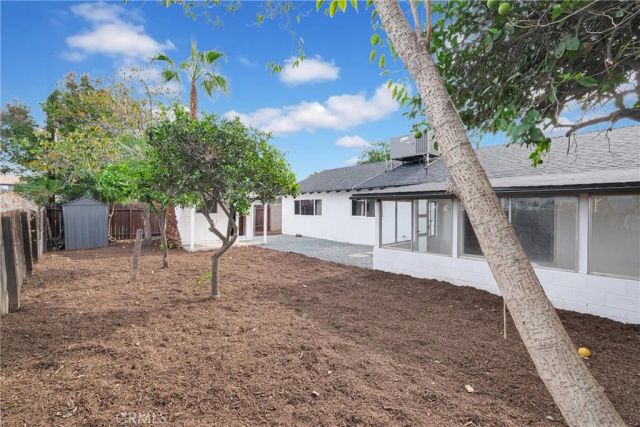 25556 Lomas Verdes, Loma Linda, CA 92354