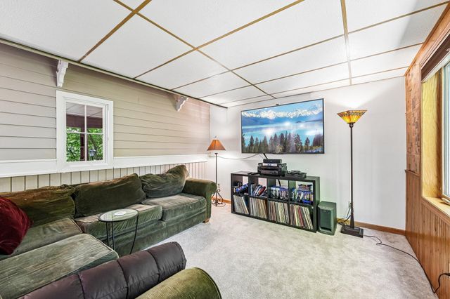 1410 Appaloosa Trail, Eagan, MN 55122