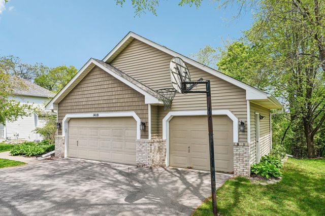 1410 Appaloosa Trail, Eagan, MN 55122