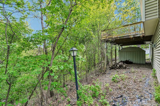 1410 Appaloosa Trail, Eagan, MN 55122