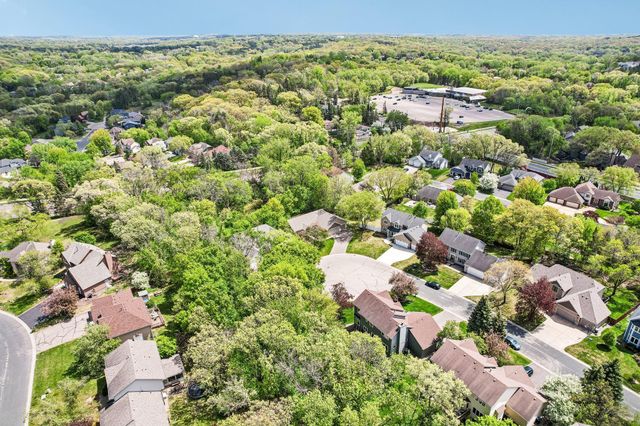 1410 Appaloosa Trail, Eagan, MN 55122