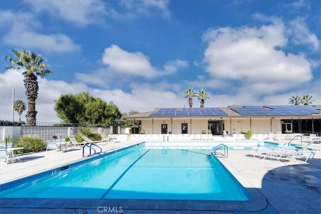 1561 Sandlewood Drive, Hemet, CA 92543