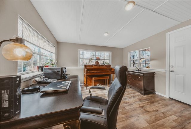 1827 Seminole Court, Fayetteville, AR 72701