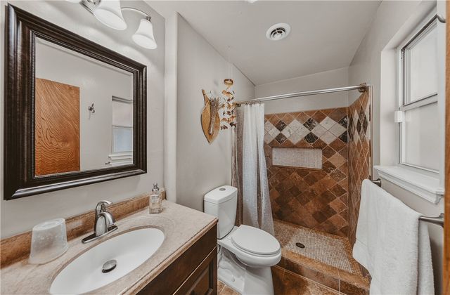 1827 Seminole Court, Fayetteville, AR 72701