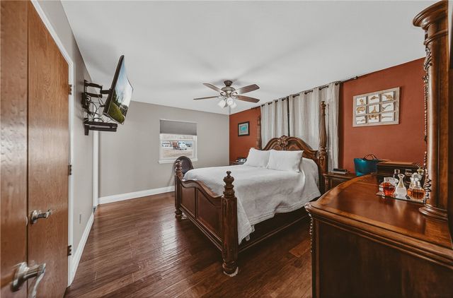 1827 Seminole Court, Fayetteville, AR 72701