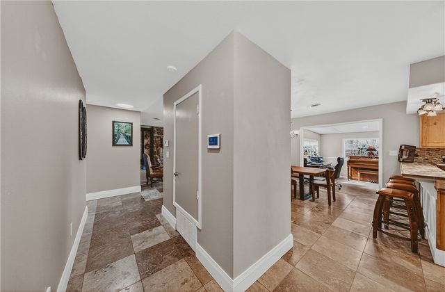 1827 Seminole Court, Fayetteville, AR 72701