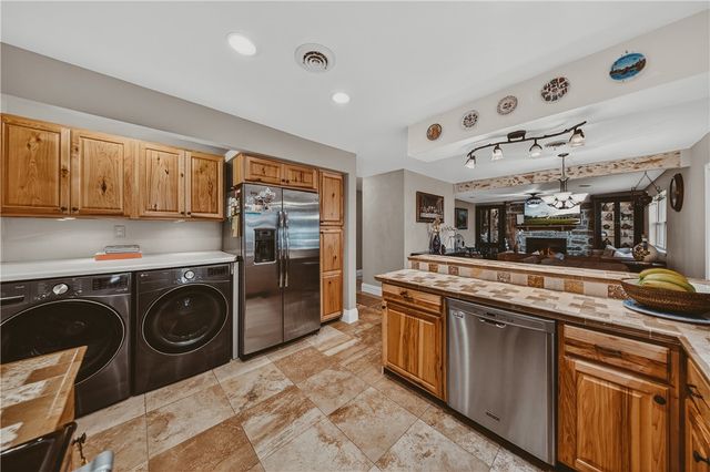 1827 Seminole Court, Fayetteville, AR 72701