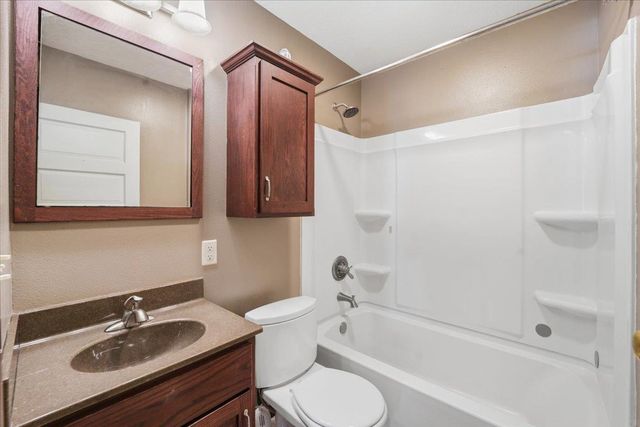 1518 11th Street, Eldora, IA 50627
