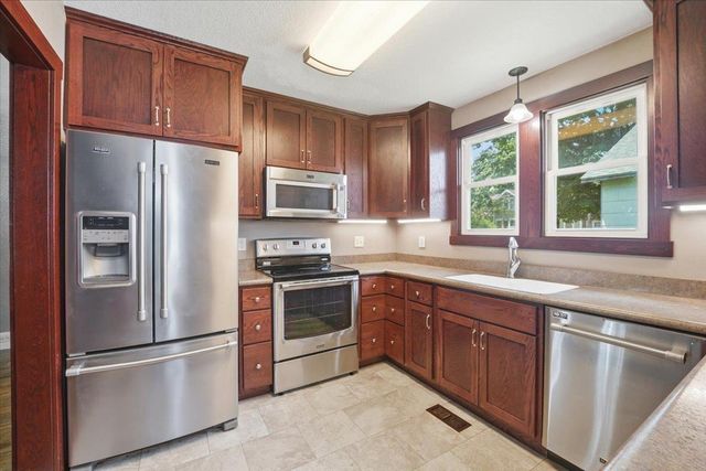 1518 11th Street, Eldora, IA 50627