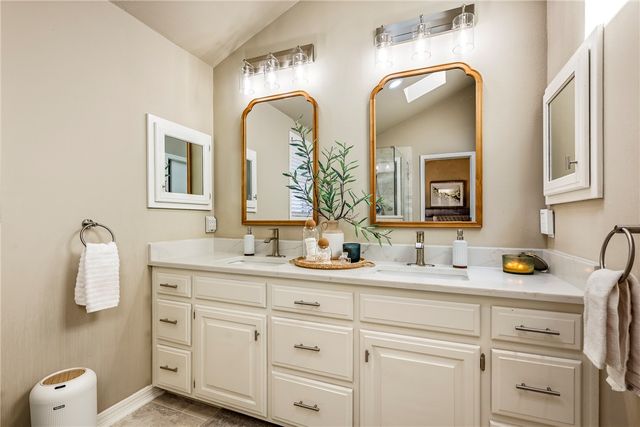 15 Pembroke Lane, Bella Vista, AR 72715