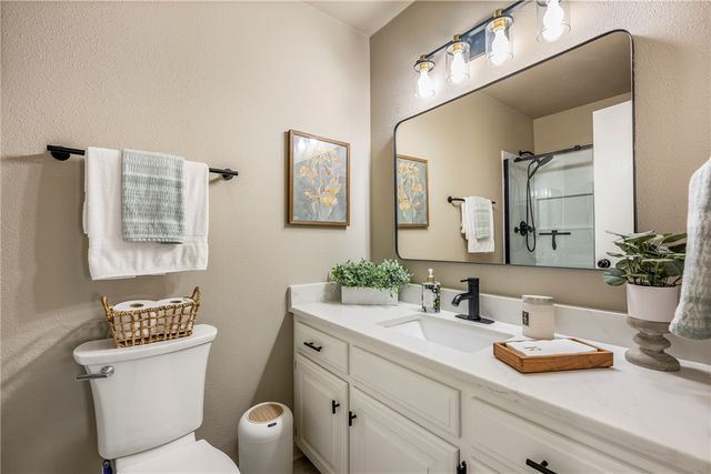 15 Pembroke Lane, Bella Vista, AR 72715