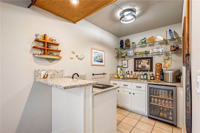 15 Pembroke Lane, Bella Vista, AR 72715