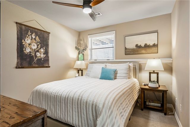 15 Pembroke Lane, Bella Vista, AR 72715
