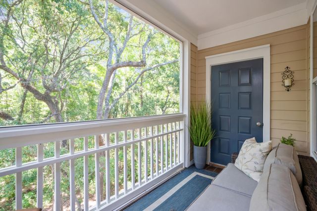 200 Bucksley Lane 303, Charleston, SC 29492