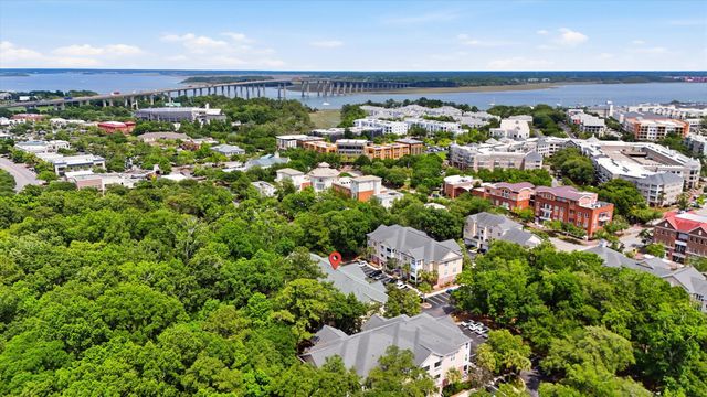 200 Bucksley Lane 303, Charleston, SC 29492