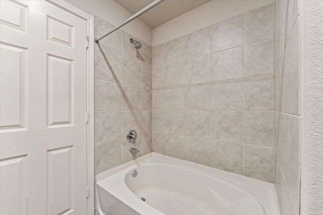 819 Faison Court, Conroe, TX 77316