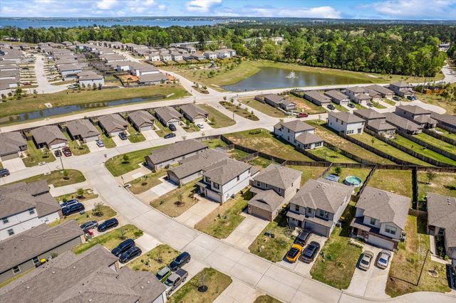 819 Faison Court, Conroe, TX 77316