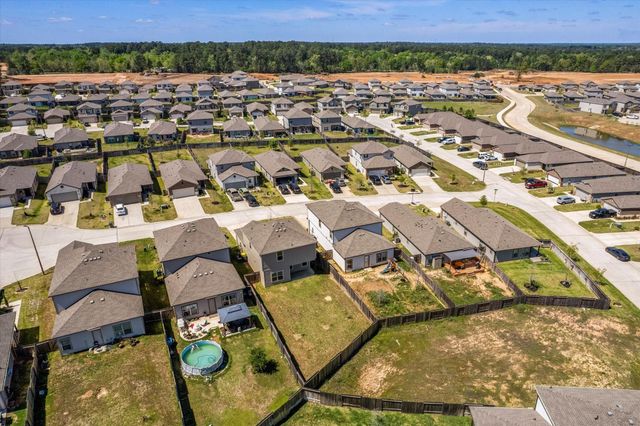 819 Faison Court, Conroe, TX 77316