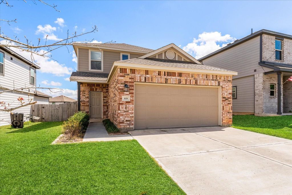 819 Faison Court, Conroe, TX 77316