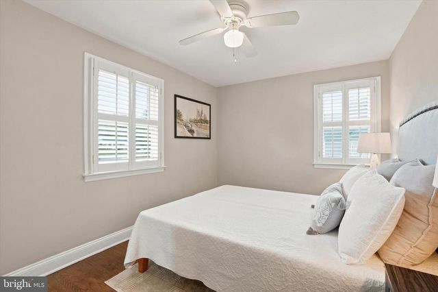 36 FAIRVIEW RD, Paoli, PA 19301