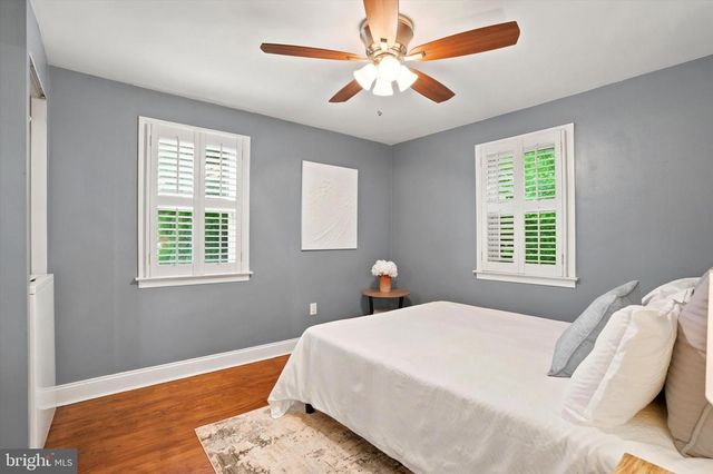 36 FAIRVIEW RD, Paoli, PA 19301