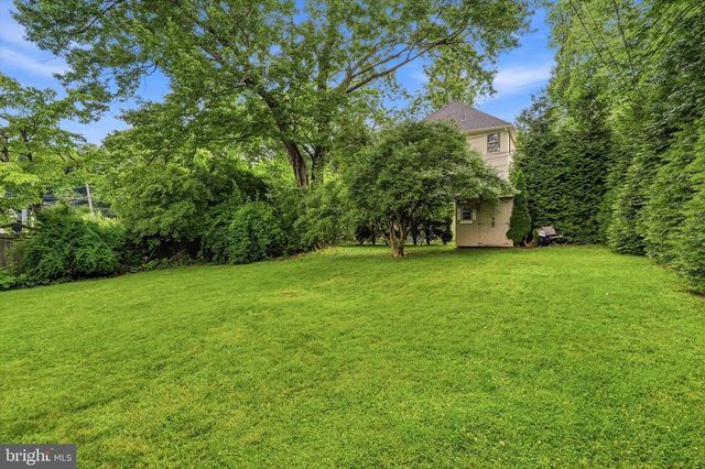 36 FAIRVIEW RD, Paoli, PA 19301