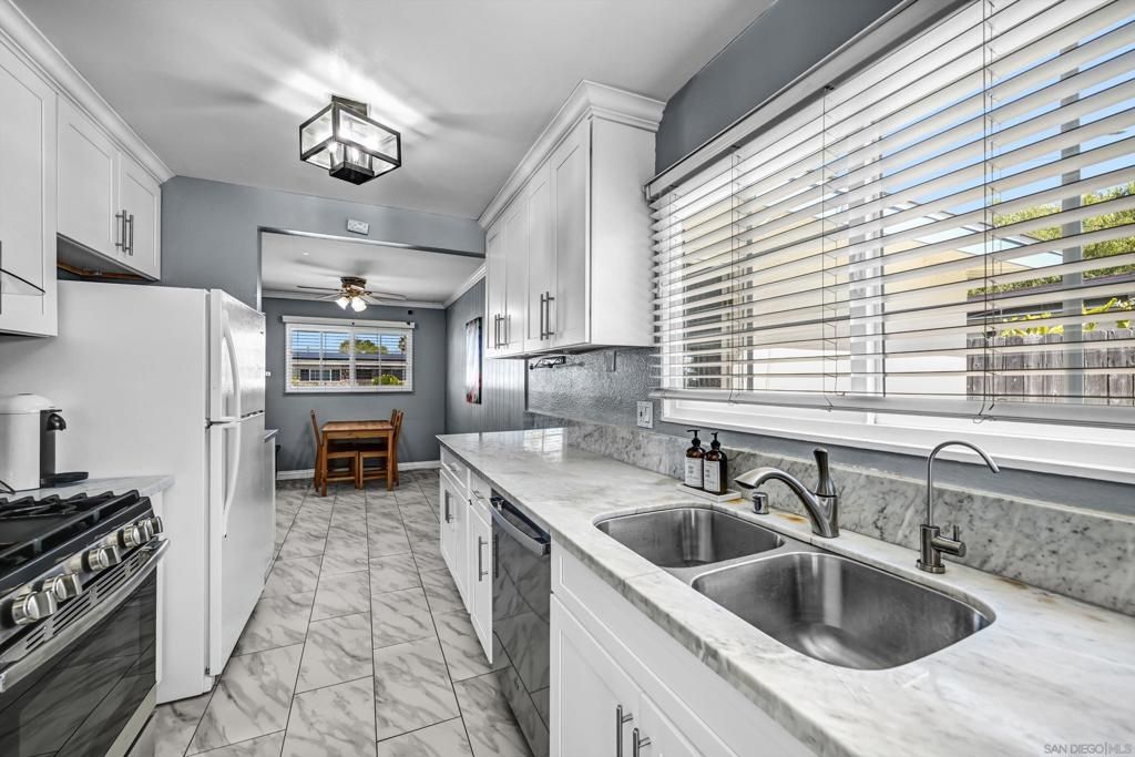 5279 Conrad Avenue, San Diego, CA 92117 — photo 5